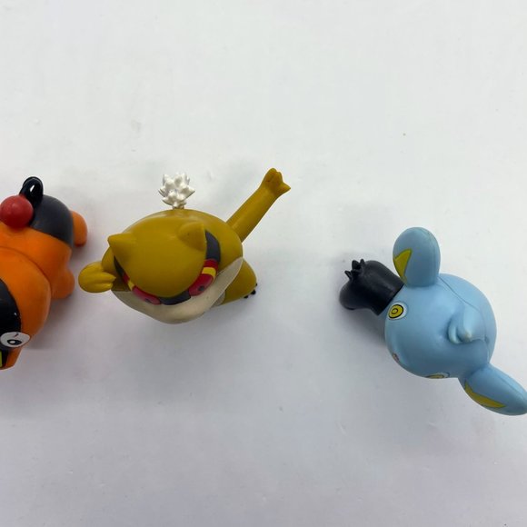 Lot of Pokemon Figures *please see photos - Picture 7 of 12